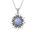 Collier avec pendentif D779 1