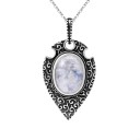Collier avec pendentif D852 1