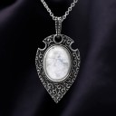 Collier avec pendentif D852 4