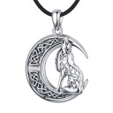 Collier avec un loup D707 4