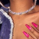Collier choker pour femme avec des papillons 2