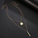 Collier double pour femme avec un trèfle à quatre feuilles 1