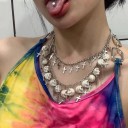 Collier double pour femmes avec des crânes 1