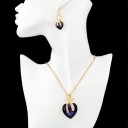Collier et boucles d'oreilles en forme de cœur J721 12