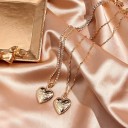 Collier féminin avec pendentif D191 1