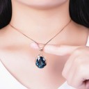Collier féminin avec pendentif D649 3