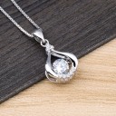 Collier féminin avec pendentif D729 3