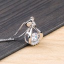 Collier féminin avec pendentif D729 4