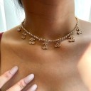 Collier féminin avec pendentifs D129 14