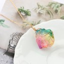 Collier féminin avec pierre colorée 5