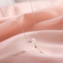 Collier femme avec fleur D714 5