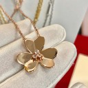 Collier femme avec fleur G596 3
