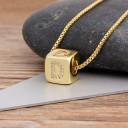 Collier femme avec lettre sur cube 5