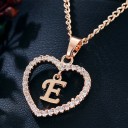 Collier femme lettre dans un cœur 8