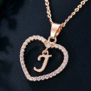 Collier femme lettre dans un cœur 13