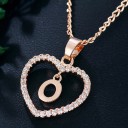 Collier femme lettre dans un cœur 18