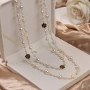 Collier long pour femme avec des roses 3