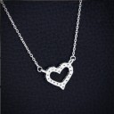Collier pour femme avec cœur M16 3