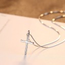 Collier pour femme avec croix M87 4
