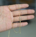 Collier pour femme avec croix 2