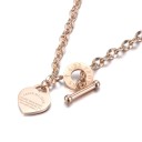 Collier pour femme avec fermoir avant 1