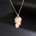 Collier pour femme avec feuille D354 2