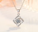 Collier pour femme avec fleur D429 2