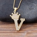 Collier pour femme avec lettre et couronne 25