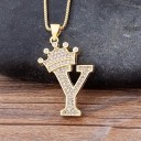 Collier pour femme avec lettre et couronne 28