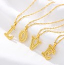 Collier pour femme avec lettre 2