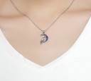 Collier pour femme avec lune et fée 2