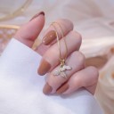 Collier pour femme avec nageoire 3
