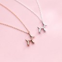 Collier pour femme avec un chien 1