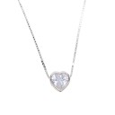 Collier pour femme avec un cœur 3