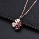 Collier pour femme avec un trèfle à quatre feuilles D500 1