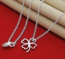 Collier pour femme avec un trèfle G564 4