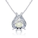 Collier pour femme chauve-souris 1