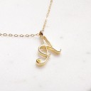 Collier pour femme lettre 1