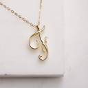 Collier pour femme lettre 6
