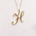 Collier pour femme lettre 8