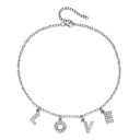 Collier pour femmes avec des lettres 5