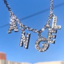 Collier pour femmes avec des lettres 3