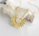 Collier pour femmes avec des rayons 2