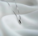 Collier pour femmes avec pendentif G599 1