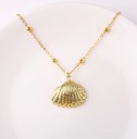 Collier pour femmes avec perles et coquillage 6