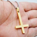 Collier pour homme croix inversée 4