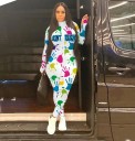 Combinaison femme avec motif de mains 3