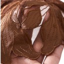 Completo da donna in lingerie con reggiseno semi-trasparente con ferretti e fiori ricamati e perizoma con applicazione floreale e fianchi regolabili 10