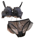 Completo di biancheria intima da donna in pizzo con dettagli in laccetti e volant in cotone leggero, reggiseno e slip per l'uso quotidiano 1