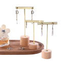 Conjunto de 3 suportes para brincos e jóias em forma de T com suporte de madeira organizador de brincos e pequenas jóias 2